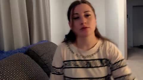 helen_adams_ online show from 06-17-26, 05:10