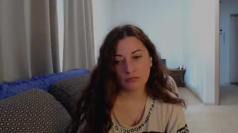 helen_adams_ online show from 07-14-26, 10:21