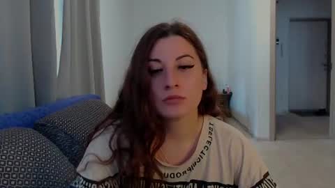helen_adams_ online show from 07-28-26, 12:23