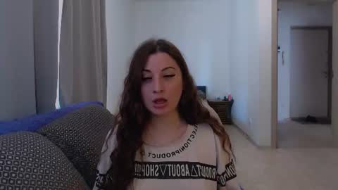 helen_adams_ online show from 07-30-26, 07:51