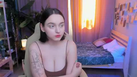 Agnes online show from 06-01-26, 01:40