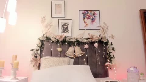 Helen  online show from 12-24-24, 05:02