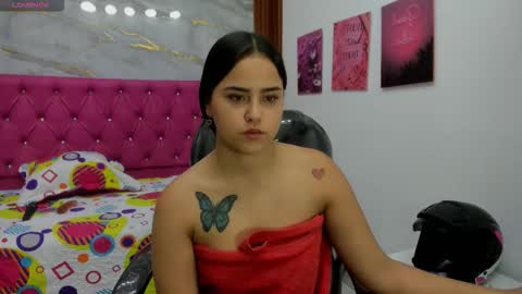 Snapshot of helen_russoo chatting on 01-07-26, 06:21 Helen online show from 01-07-26, 06:21