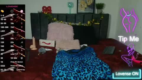 Helen online show from 10-15-25, 07:14