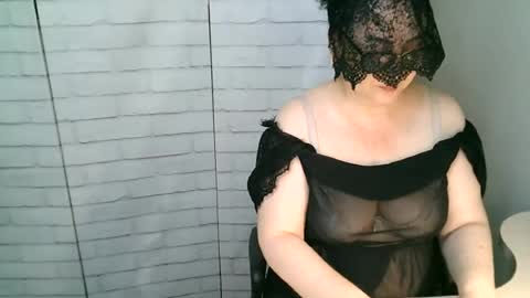 Snapshot of helen_xi chatting on 06-22-26, 04:09 Helen online show from 06-22-26, 04:09