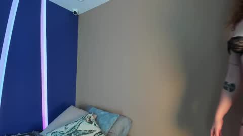 helena online show from 09-25-25, 10:24