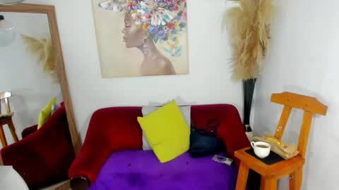 Snapshot of helena_copper chatting on 09-21-25, 01:07 HELENA COPPER online show from 09-21-25, 01:07