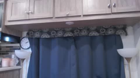 Helena Hope online show from 02-26-25, 09:05