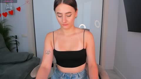 Snapshot of helena_lorente chatting on 07-02-26, 11:05 Helen online show from 07-02-26, 11:05