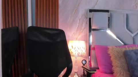 Snapshot of helena_santos01 chatting on 06-17-26, 01:34 Helena Santos online show from 06-17-26, 01:34