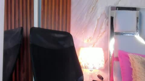 Snapshot of helena_santos01 chatting on 06-26-26, 11:36 Helena Santos online show from 06-26-26, 11:36