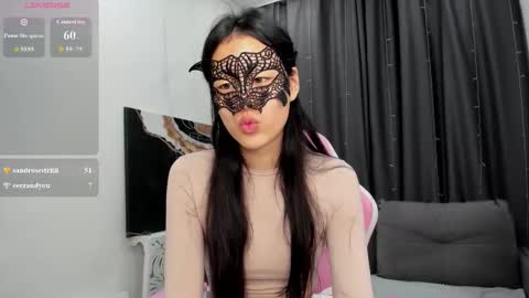 Hi I am Helen online show from 03-27-26, 02:28