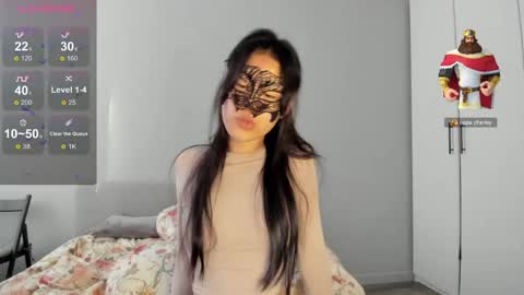 Hi I am Helen online show from 06-06-26, 02:27