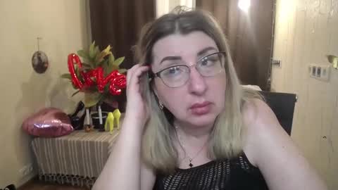 Snapshot of helenenigma chatting on 02-20-25, 01:46 helenenigma online show from 02-20-25, 01:46