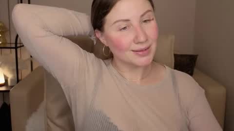 Helen online show from 10-29-25, 01:41