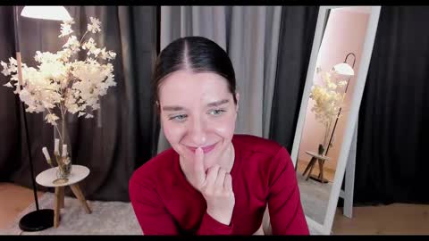 Helen online show from 02-25-25, 06:14