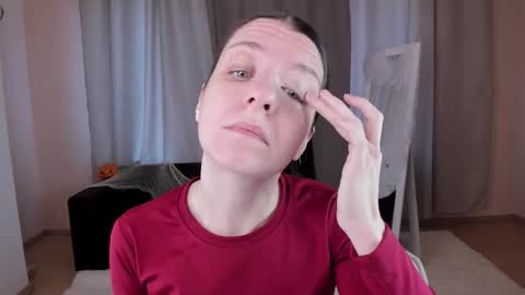 Helen online show from 10-25-25, 02:41