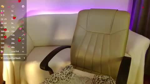 Snapshot of helenxlove chatting on 03-30-26, 04:19 HelenXLove online show from 03-30-26, 04:19