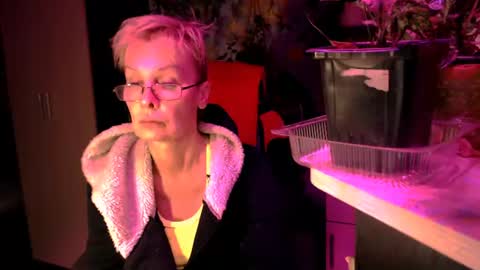 Helga online show from 07-06-26, 07:16