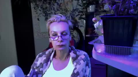 Helga online show from 07-16-26, 06:03