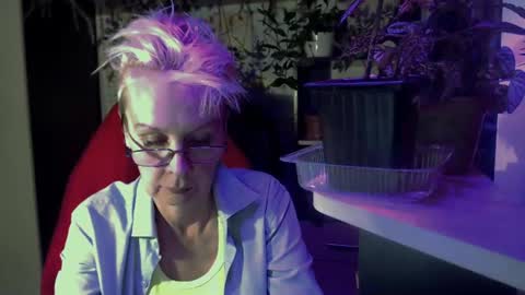 Helga online show from 07-28-26, 09:03