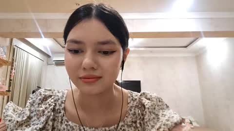 Alice online show from 11-11-25, 03:34