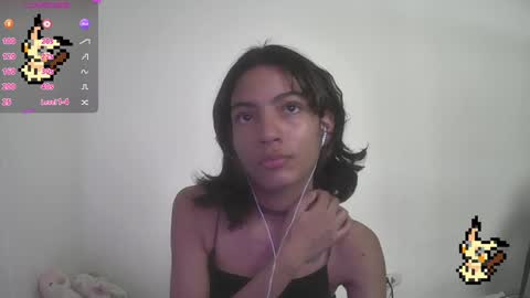 Snapshot of helia_n_amy chatting on 01-23-25, 05:31 Helia Transfem and Amy online show from 01-23-25, 05:31