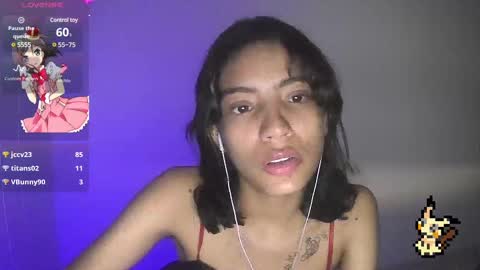 Snapshot of helia_n_amy chatting on 02-12-25, 11:29 Helia Transfem and Amy online show from 02-12-25, 11:29