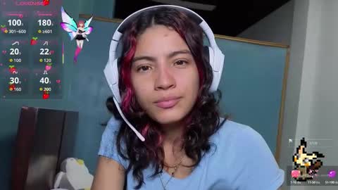 Snapshot of helia_n_amy chatting on 10-05-25, 03:27 Helia Transfem and Amy online show from 10-05-25, 03:27