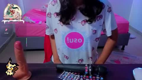 Snapshot of helia_n_amy chatting on 12-03-25, 02:15 Helia Transfem and Amy online show from 12-03-25, 02:15