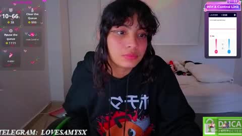 Helia Transfem and Amy online show from 04-10-26, 06:29