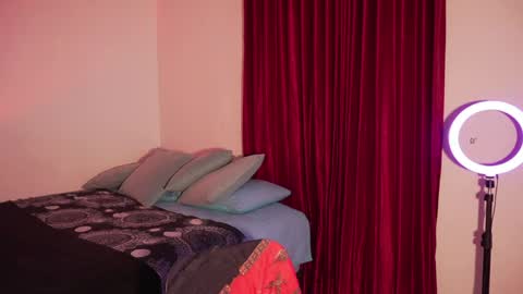 Helio online show from 04-09-26, 12:21