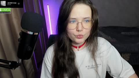 Red online show from 12-17-24, 06:53