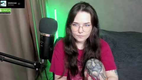 Red online show from 03-11-25, 06:52