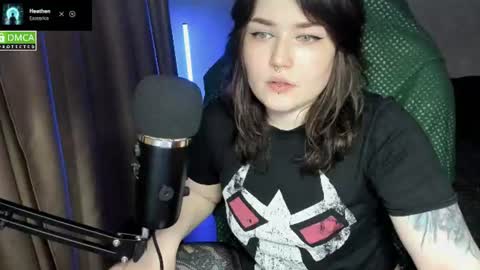 Red online show from 07-20-26, 06:21