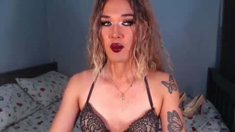 hellatarahathor online show from 01-12-26, 10:37