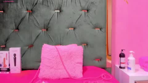 Hellen  online show from 01-19-25, 11:12