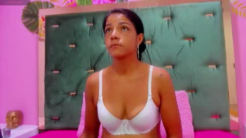 Hellen  online show from 09-17-25, 11:12