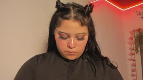 hellen__smith_ online show from 04-22-26, 08:39