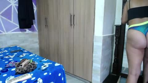 Snapshot of hellen_maya chatting on 05-22-26, 07:52 hellen maya online show from 05-22-26, 07:52