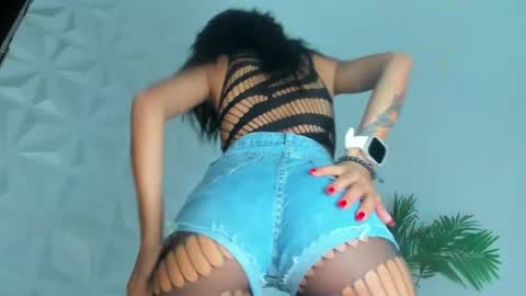 hellen     online show from 05-29-26, 07:34