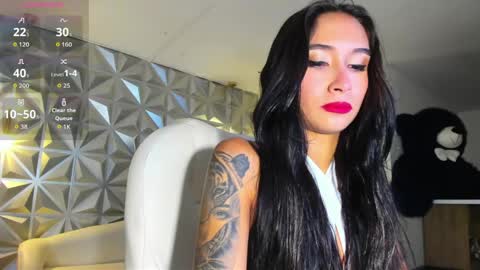 Snapshot of hellen_tease chatting on 05-01-26, 12:43 Hellen online show from 05-01-26, 12:43