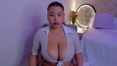 hellenamazing online show from 11-26-25, 05:41