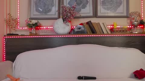    online show from 02-21-25, 07:23