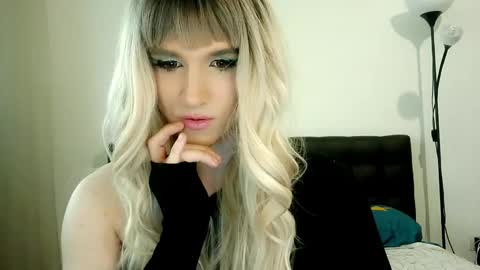 Helen Spellman online show from 03-05-25, 09:05