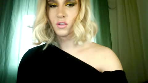 Helen Spellman online show from 03-10-25, 05:43