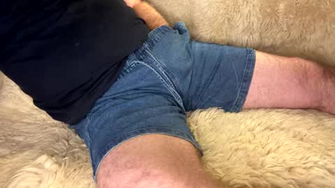 Snapshot of hello902 chatting on 09-27-25, 04:34 David Whinston Smith online show from 09-27-25, 04:34