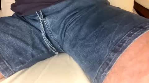 Snapshot of hello902 chatting on 10-26-25, 03:45 David Whinston Smith online show from 10-26-25, 03:45