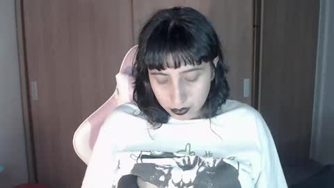 Snapshot of hello_demonkitty chatting on 02-03-26, 02:21 SIMONA online show from 02-03-26, 02:21