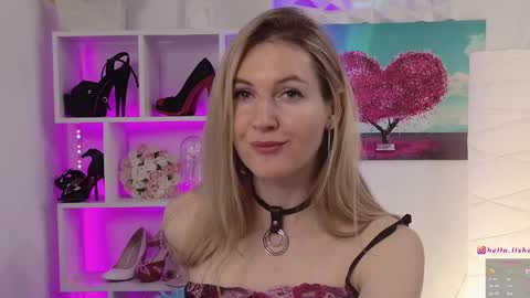 Alisia  Monday to Friday from 10 am to 4 pm GMT 2 online show from 01-22-25, 02:14